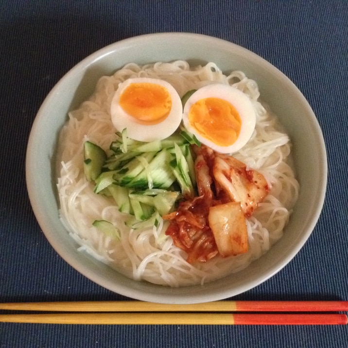 簡単時短牛乳で作る暖かいコングクス(韓国冷麺)煮麺